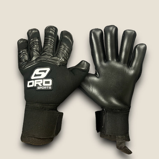 * YOUTH *Pro-Level Soccer Goalkeeping Gloves