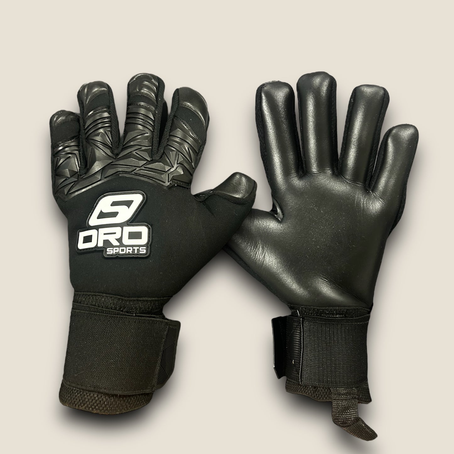 Pro-Level Soccer Goalkeeping Gloves